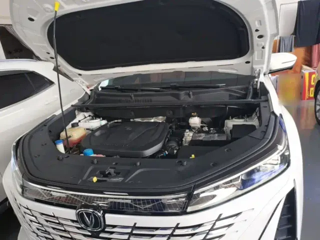 Changan CS75 Plus — Фото автомобиля 19
