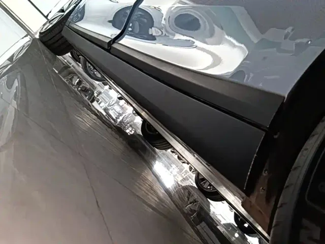 Li Auto i8 — Фото автомобиля 21