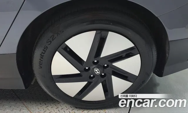 Hyundai Ioniq 6 — Фото автомобиля 6