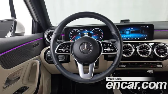 Mercedes-Benz A-Class W177 — Фото автомобиля 19