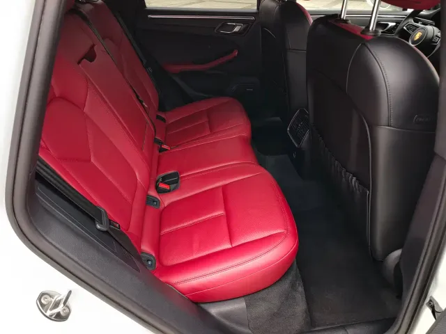 Porsche Macan — Фото автомобиля 14