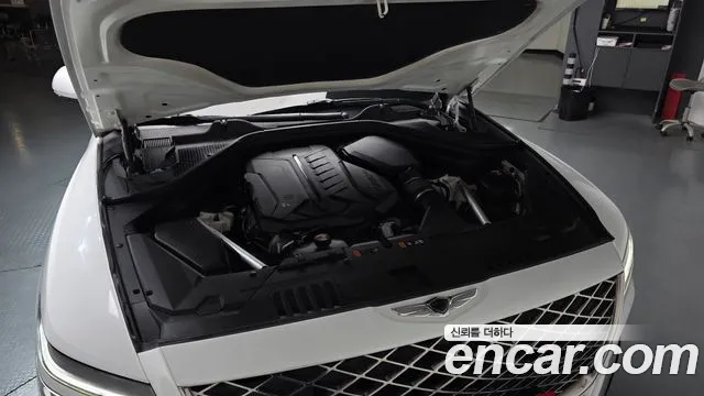 Genesis GV80 — Фото автомобиля 9