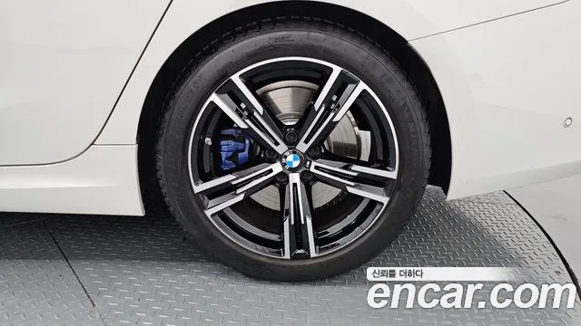 BMW 3 Series G20 — Фото автомобиля 21
