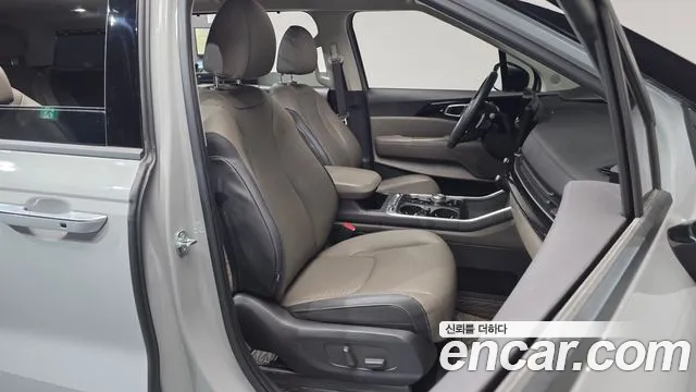 Kia Carnival — Фото автомобиля 16