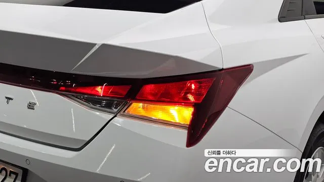 Hyundai AVANTE Avante (CN7) — Фото автомобиля 23