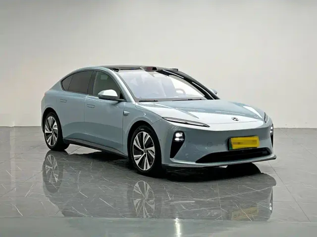 Nio ET5 — Фото автомобиля 8