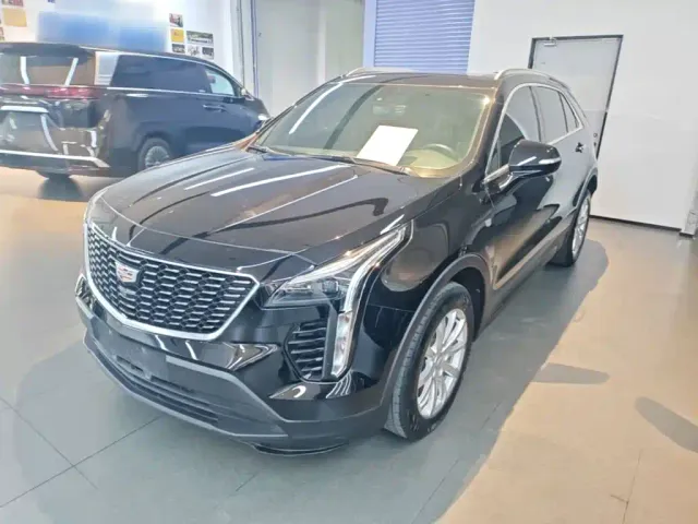 Фотография автомобиля — Cadillac XT4