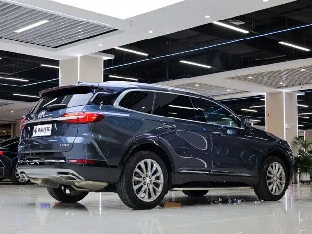 Buick Enclave — Фото автомобиля 14