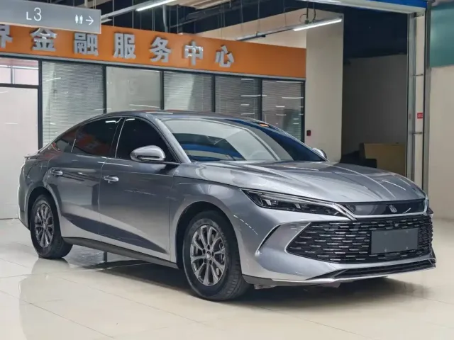 BYD Qin L — Фото автомобиля 2