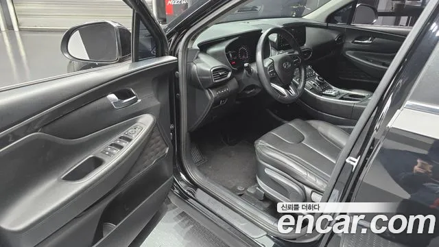 Hyundai Santafe Бензин 2.5T 2WD — Фото автомобиля 11