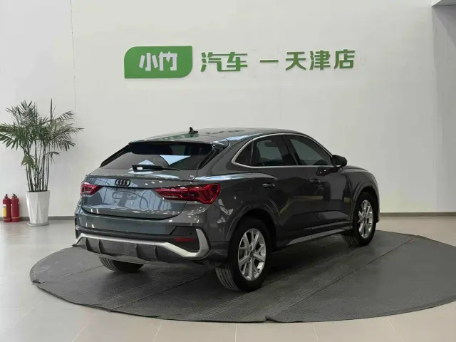 Audi Q3 Sportback — Фото автомобиля 3