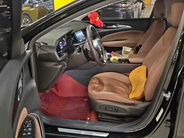 Buick Regal — Фото автомобиля 4