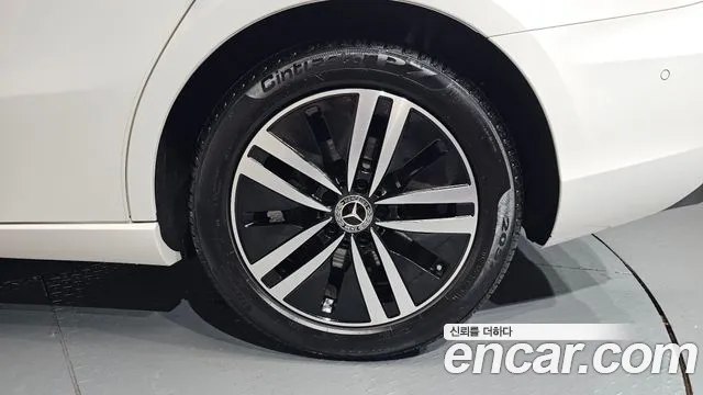 Mercedes-Benz A-Class — Фото автомобиля 21