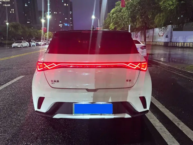 BYD Dolphin — Фото автомобиля 8