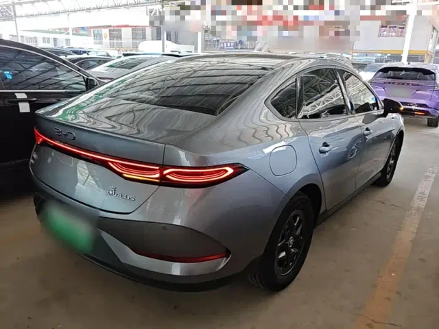 BYD Qin PLUS — Фото автомобиля 6