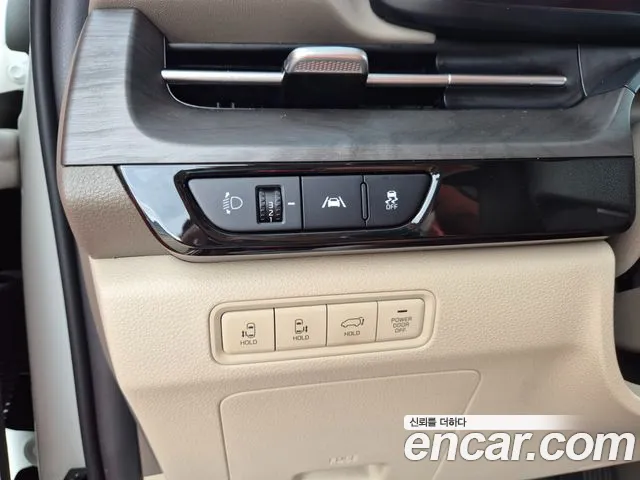 Kia Canival Carnival 4 поколение Бензин 9 мест Hi-Limousine(Спецкузов) — Фото автомобиля 12
