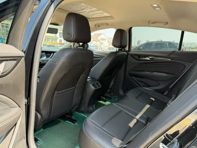 Buick Regal — Фото автомобиля 9