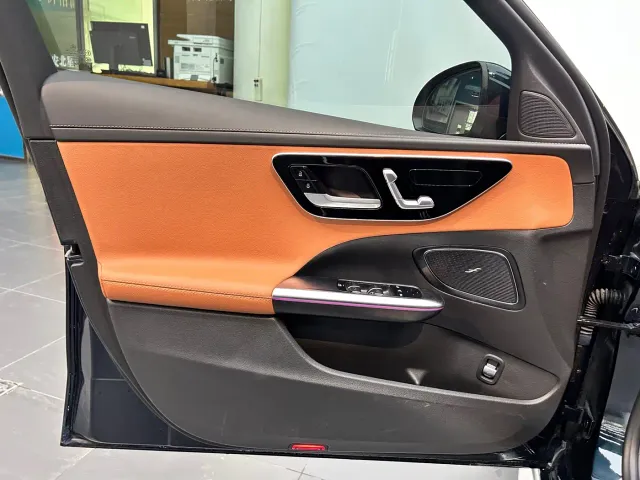 Mercedes-Benz C-Class — Фото автомобиля 20