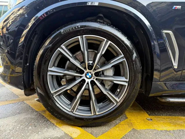 BMW X5 — Фото автомобиля 19