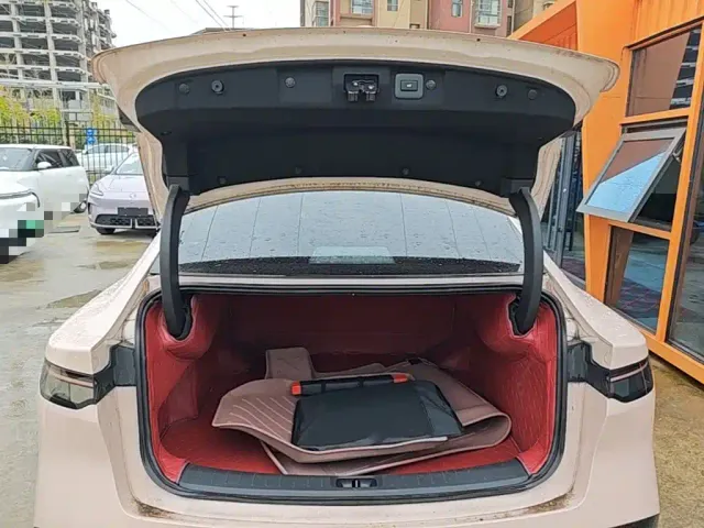 Nissan N7 — Фото автомобиля 18