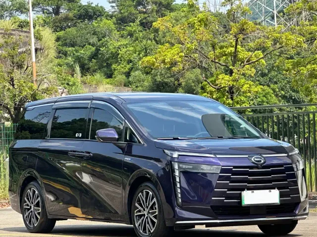 GAC Trumpchi E8 — Фото автомобиля 3