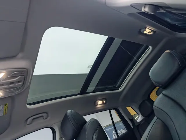 Roewe RX5 Max — Фото автомобиля 18