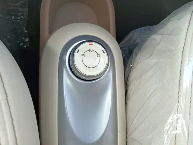 Wuling Hongguang Mini EV — Фото автомобиля 13
