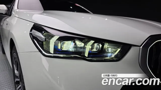 BMW 5-Series — Фото автомобиля 21