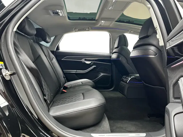 Audi A8 — Фото автомобиля 18