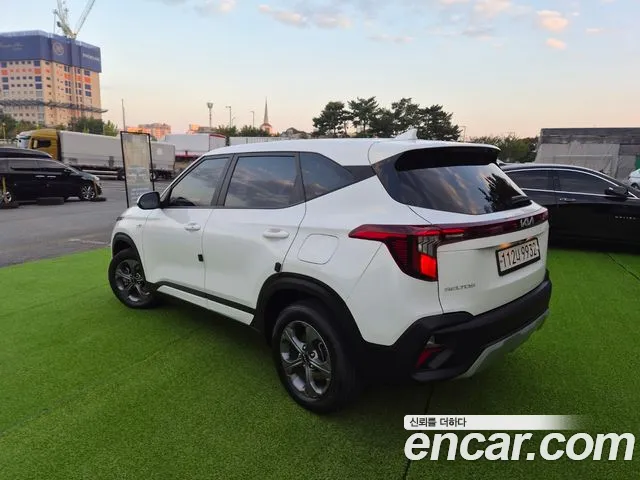 Kia Seltos — Фото автомобиля 4