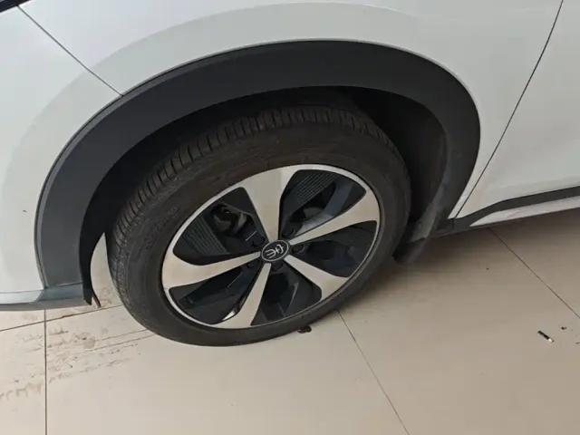 BYD Song PLUS — Фото автомобиля 22