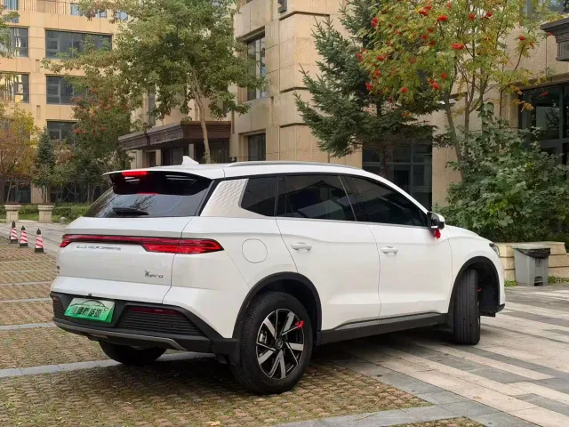 BYD Song Pro — Фото автомобиля 9