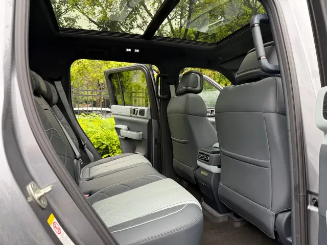 BYD FangChengBao Leopard 5 — Фото автомобиля 11
