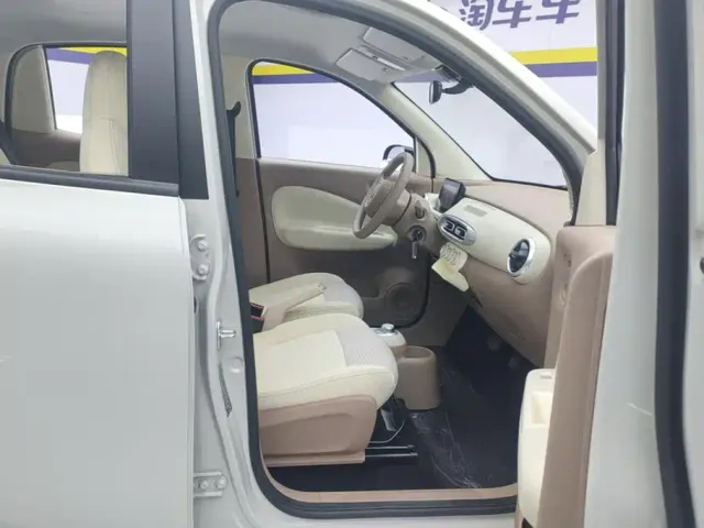 Wuling Hongguang Mini EV — Фото автомобиля 8