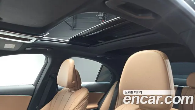 Mercedes-Benz E-Class W214 — Фото автомобиля 23