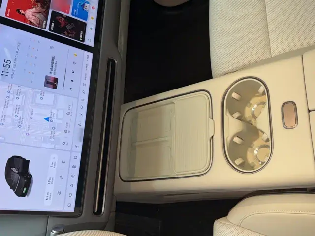 Li Auto i6 — Фото автомобиля 13