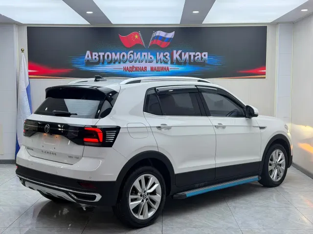 Volkswagen T-Cross — Фото автомобиля 4