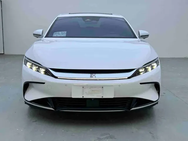 BYD Han 2023 EV Champion Edition 605KM FWD Premium — Фото автомобиля 2