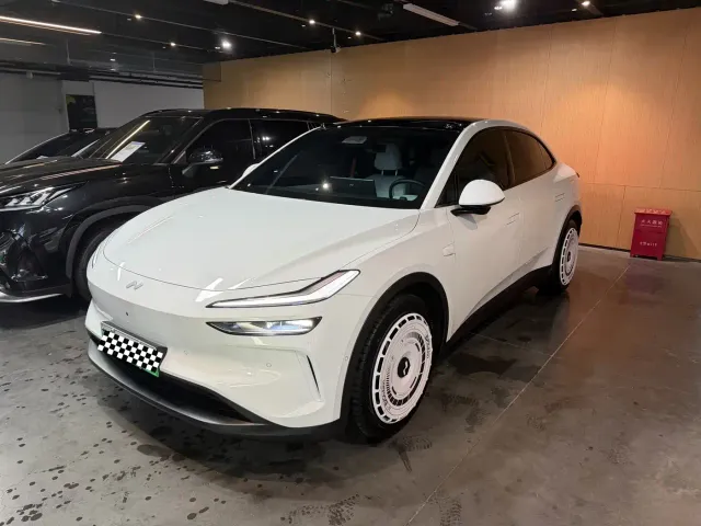 Фотография автомобиля — Onvo L60