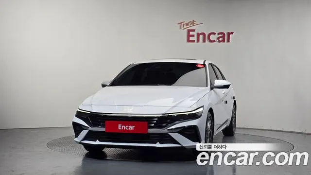 Hyundai AVANTE Новый Avante (CN7) — Фото автомобиля 3