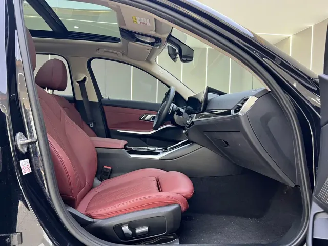 BMW 3 Series — Фото автомобиля 5