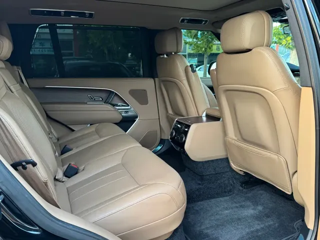 Land Rover Range Rover — Фото автомобиля 15