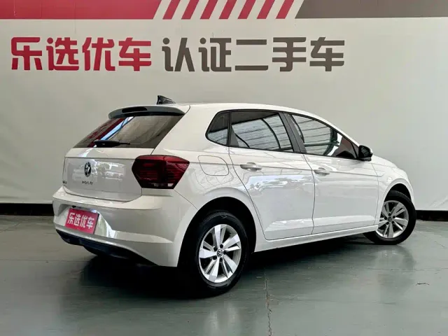 Volkswagen Polo — Фото автомобиля 5