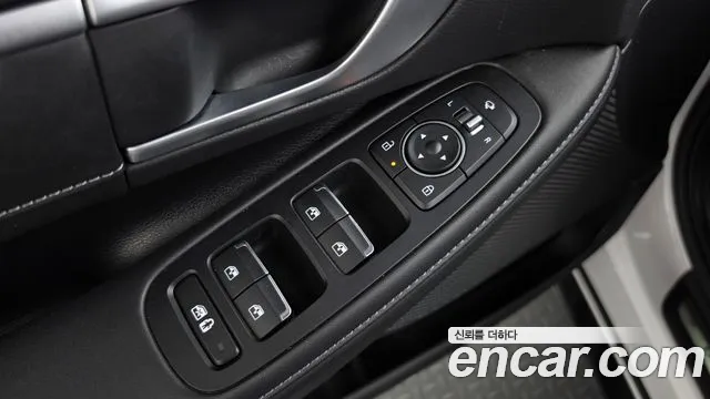 Hyundai Sonata — Фото автомобиля 30