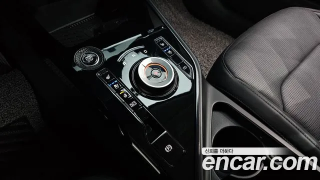 Kia Niro The All New — Фото автомобиля 12