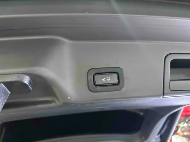 Land Rover Range Rover Evoque — Фото автомобиля 22
