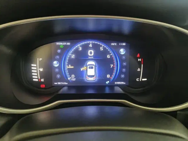 Geely Boyue — Фото автомобиля 4