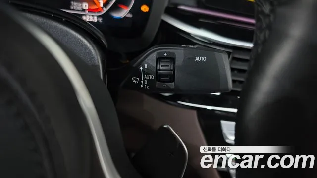 BMW 5 Series G30 — Фото автомобиля 29