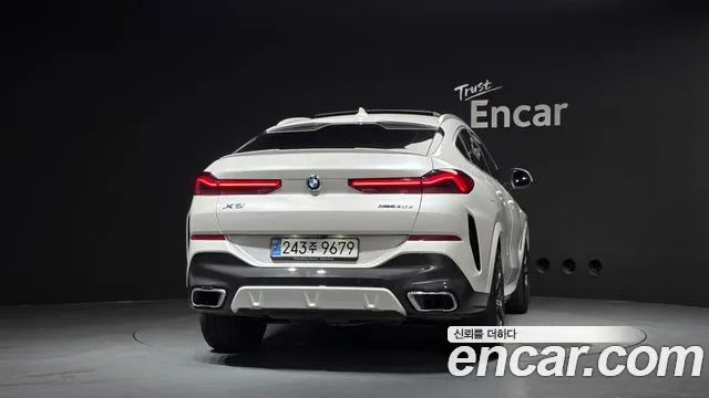 BMW X6 — Фото автомобиля 4