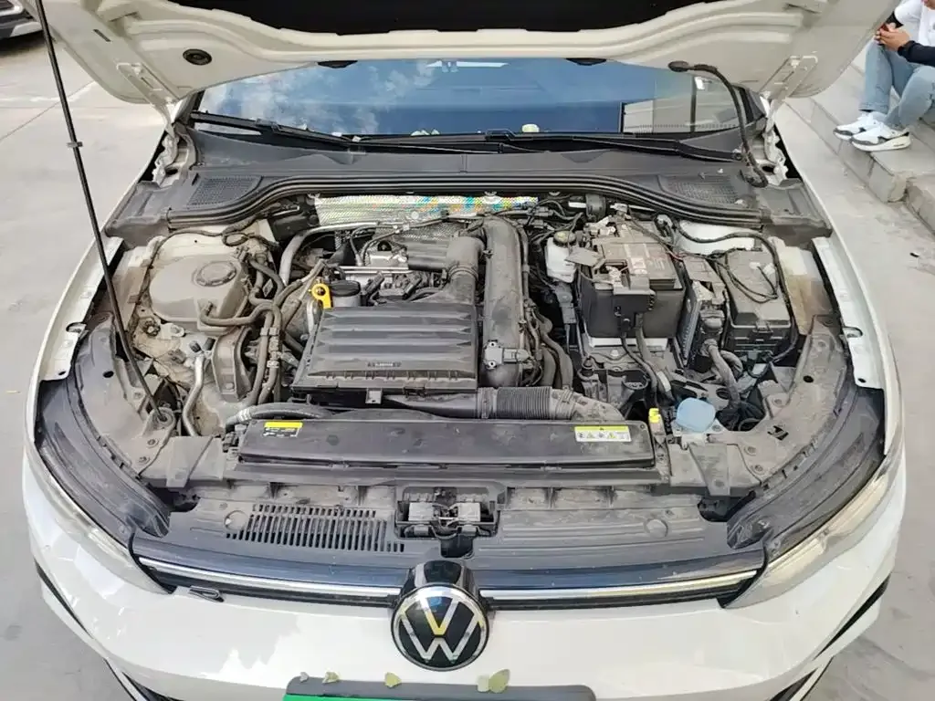 Volkswagen Golf 2023 Facelift 280TSI DSG R-Line — Фото автомобиля 19